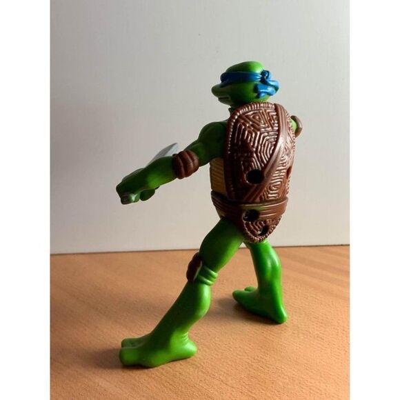McDonald's Toy 4" Action Figure ~ Leonardo ~ Teenage Mutant Ninja Turtles - 2007 - Picture 4 of 7